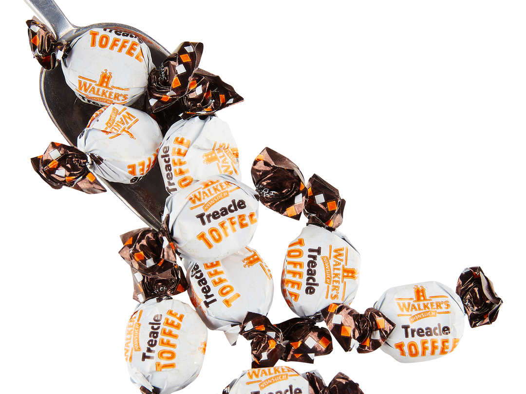 Walkers Treacle Toffee (Wrapped)